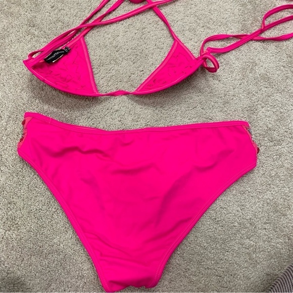 Pretty Little Thing Neon Pink V Wire Jewelled gem Bikini Sz 6/8 - Picture 6 of 12